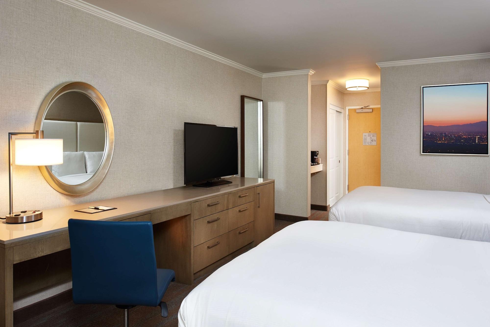 Doubletree By Hilton Irvine Spectrum Luaran gambar