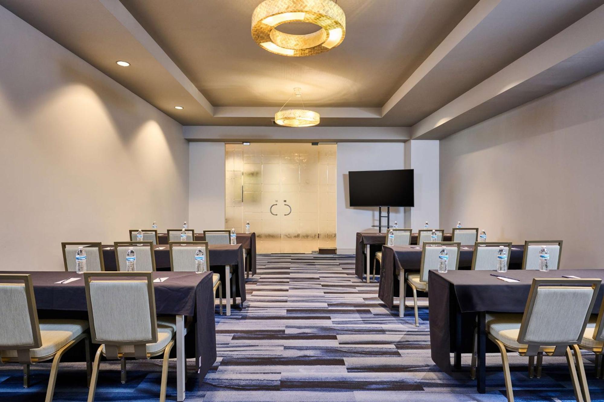 Doubletree By Hilton Irvine Spectrum Luaran gambar