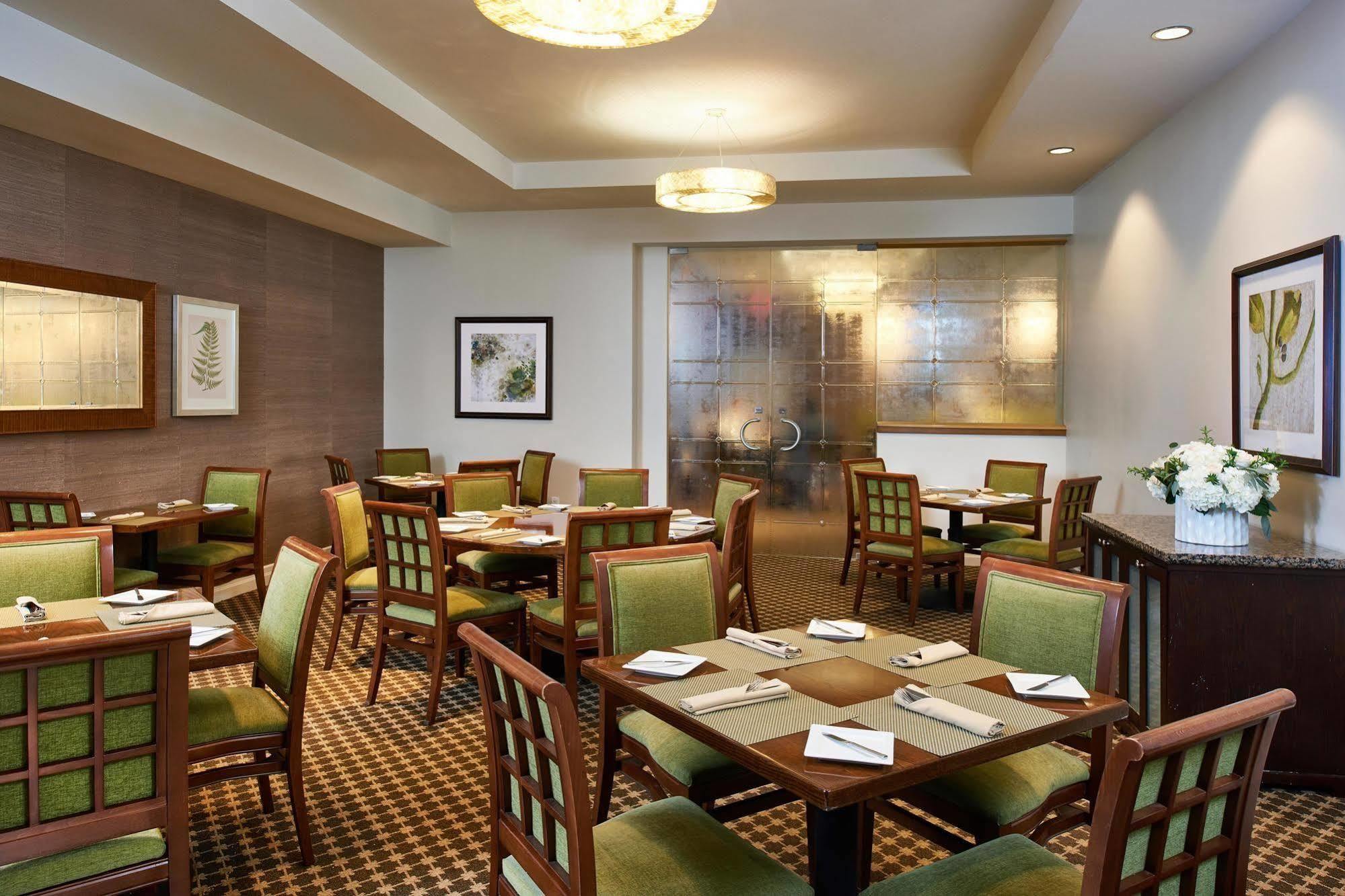 Doubletree By Hilton Irvine Spectrum Luaran gambar